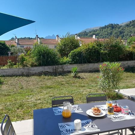 Gite Les Rhododendrons Fleurs Des Pyrenees Argelès-Gazost Kültér fotó